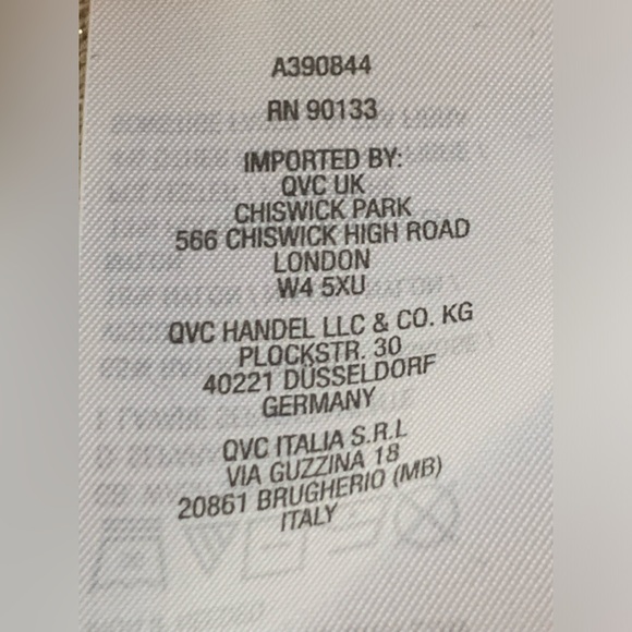 NWT Whisper Knit gold metallic sweater, size XL - Picture 9 of 9